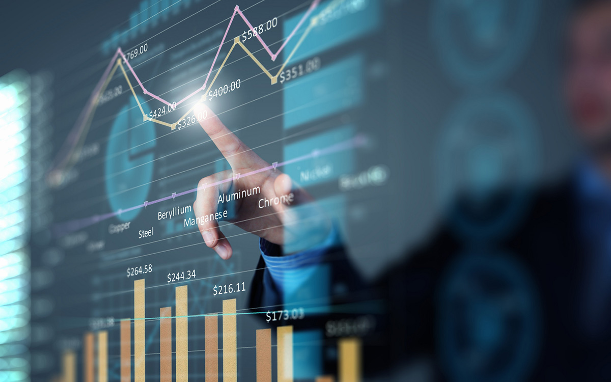 7. A continuously learning intelligent wealth manager